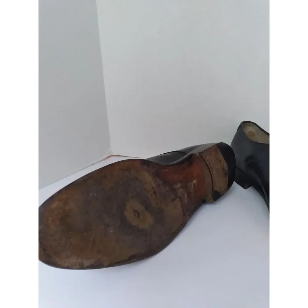 Salvatore Ferragamo‎ Leather Dress Shoes Cap Toe Oxfords Black